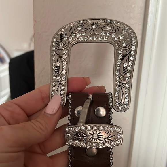 Belt - Picture 2 of 4